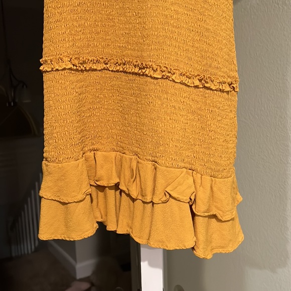 Dress - Picture 3 of 3